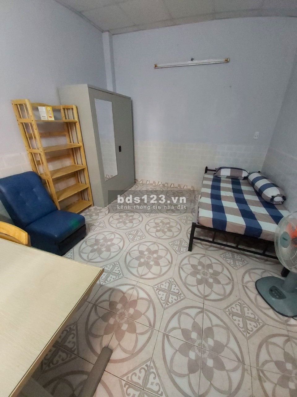 Phòng trọ sinh viên Quận 5 đường Nguyễn Văn Cừ có máy lạnh