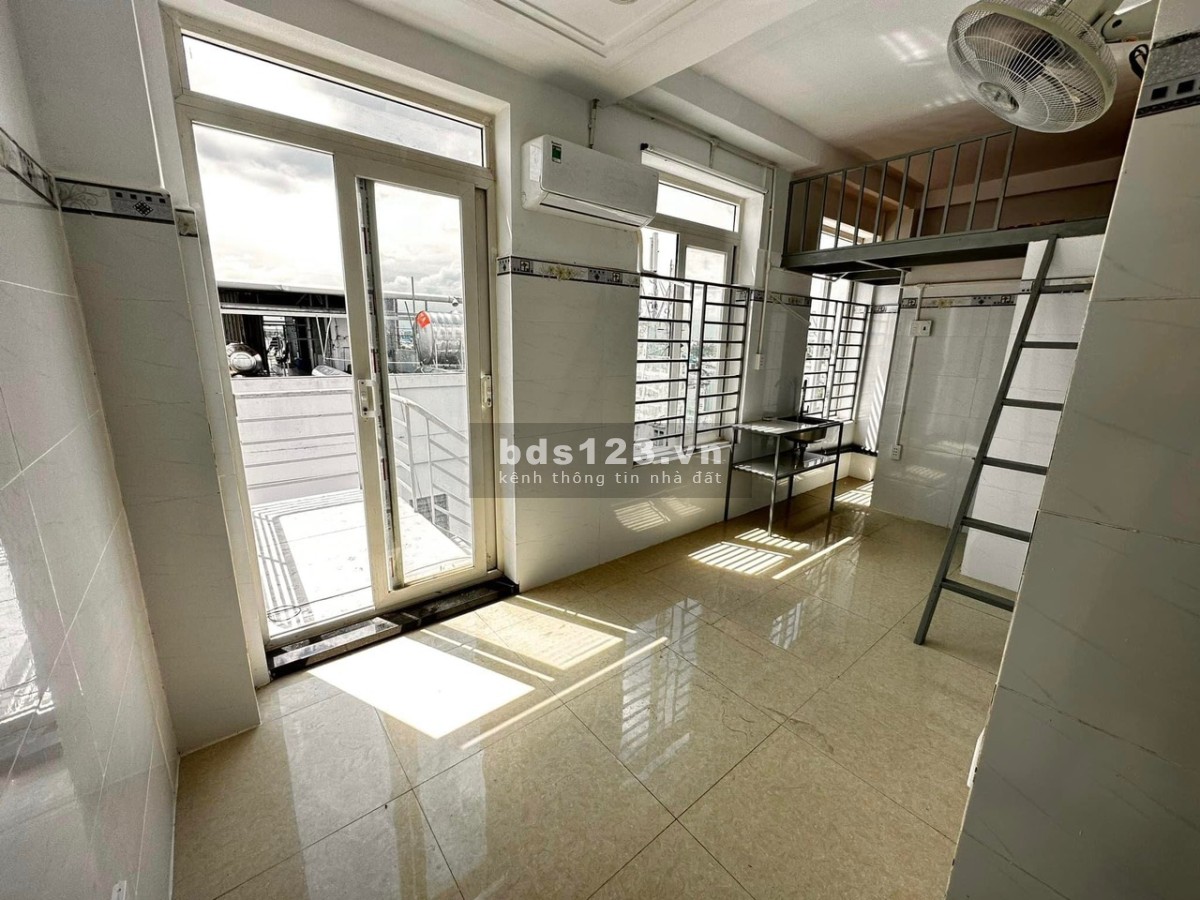 Cho thuê phòng gác máy lạnh ngay Hà Huy Giáp , chỉ 10p đến iuh