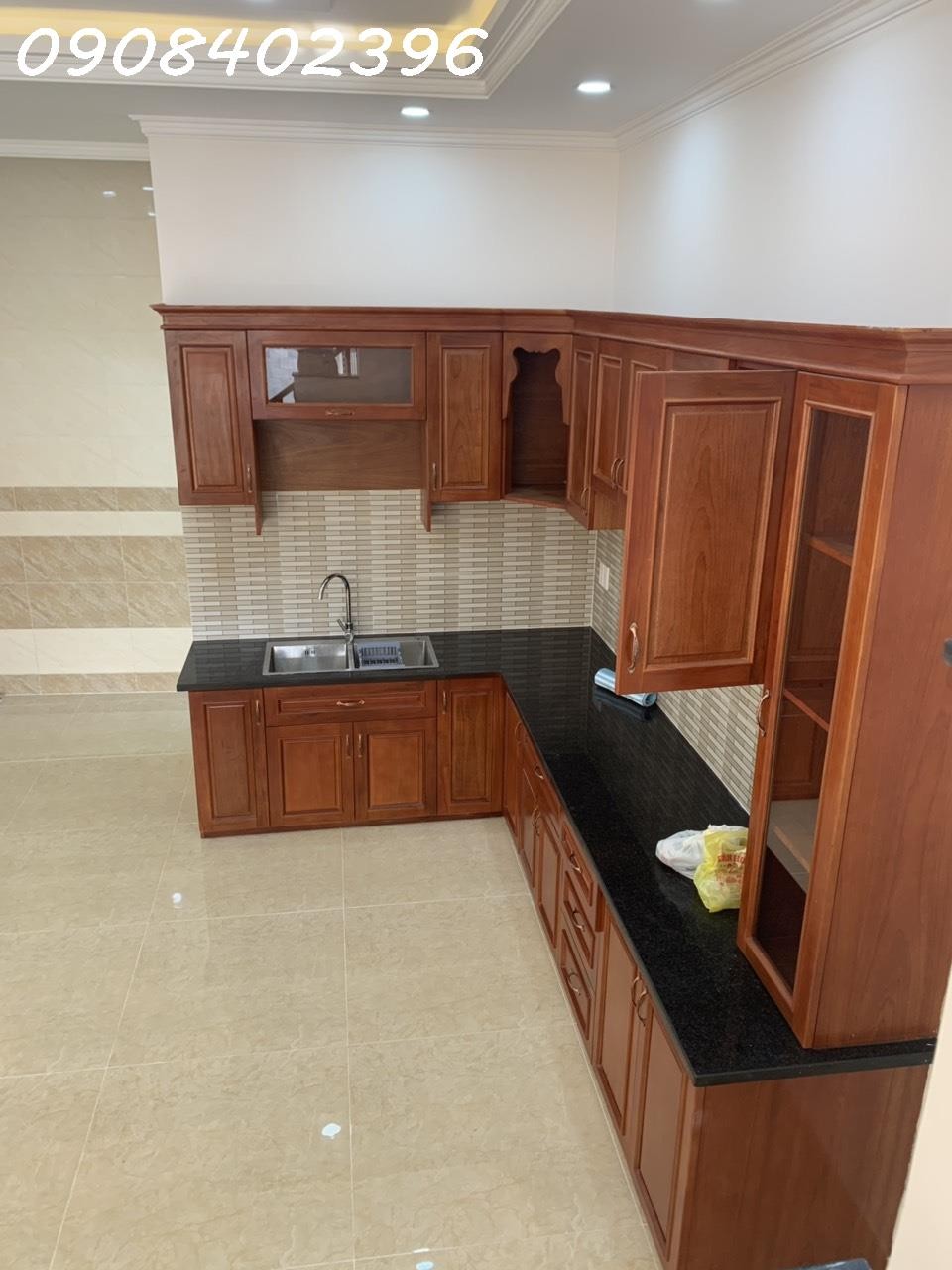 Bán gấp nhà 58m2, 1 trệt 2 lầu tại đường Hồ Văn Tư 5m, Trường Thọ, khu đồng bộ đẹp
