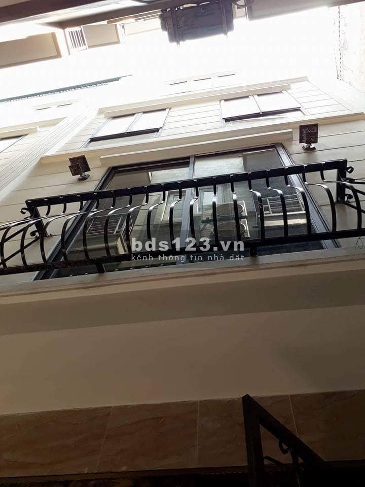 Bán Bạch Mai, Hai bà Trưng, nhà cực đẹp. Tặng nội thất sang xịn mịn 38m giá 4,95 tỷ