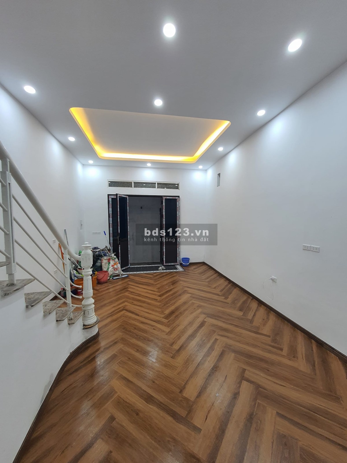 Bán nhà phố Giáp Bát ngõ thoáng, 34m2, 4 tầng xịn sò, 3 ngủ 3.2 tỷ