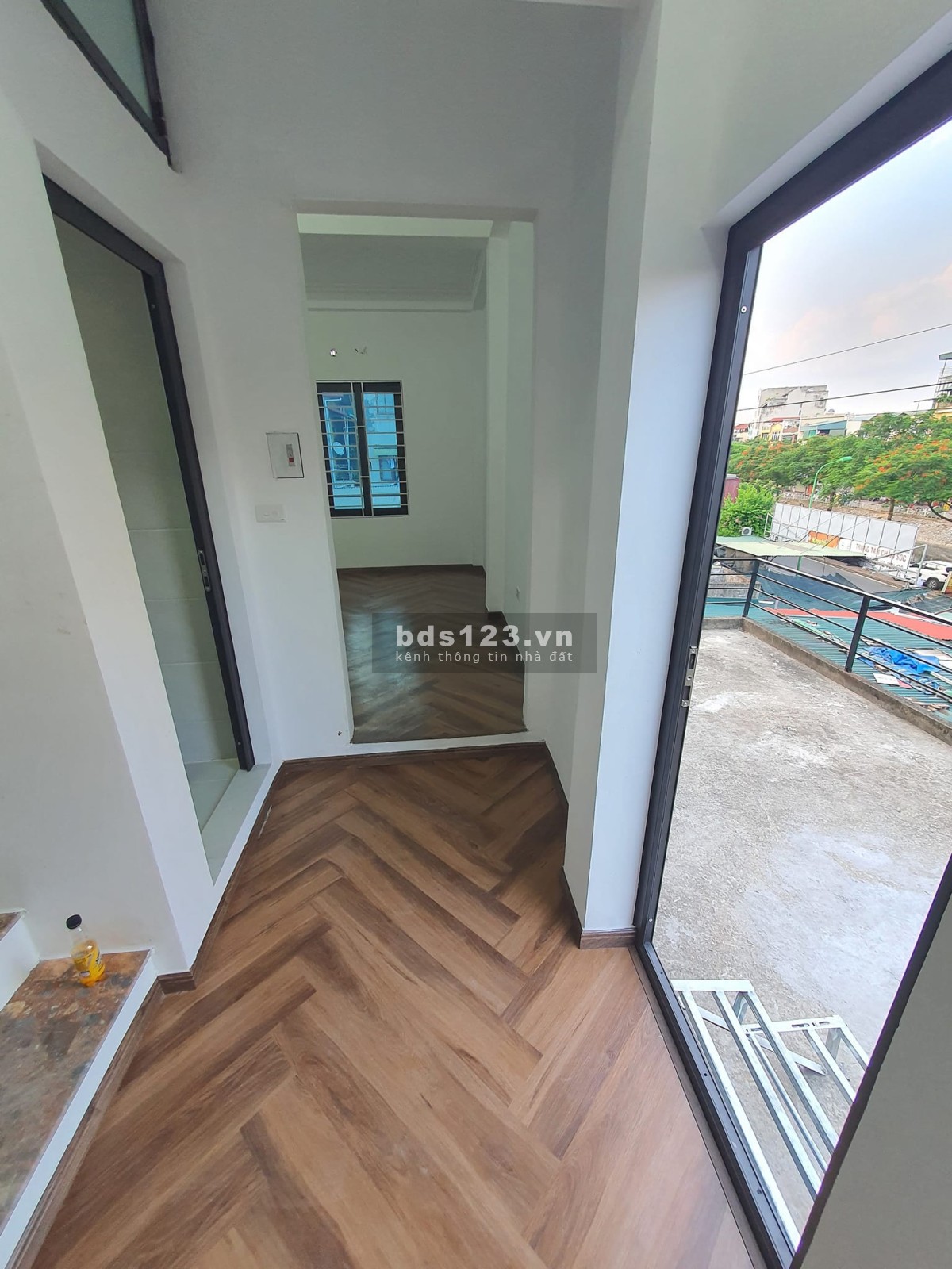 Bán nhà phố Giáp Bát ngõ thoáng, 34m2, 4 tầng xịn sò, 3 ngủ 3.2 tỷ