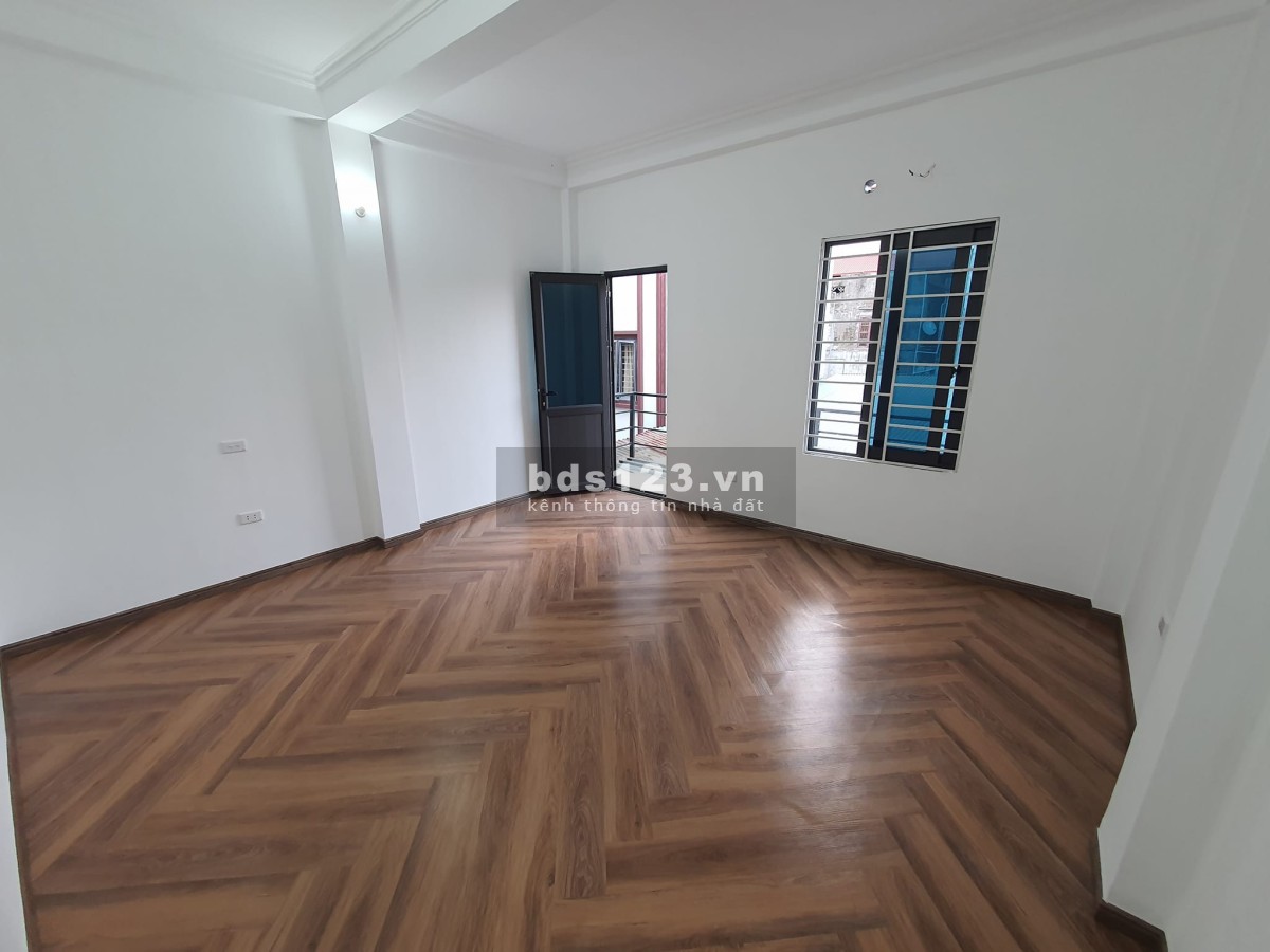 Bán nhà phố Giáp Bát ngõ thoáng, 34m2, 4 tầng xịn sò, 3 ngủ 3.2 tỷ