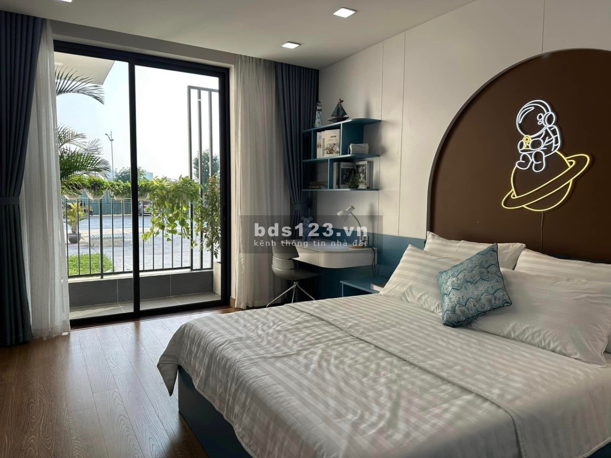 Chỉ 2.9 tỷ sở hữu căn hộ 2PN view sông, view hồ điều hòa 22ha tại Long Biên, LH 0979425146