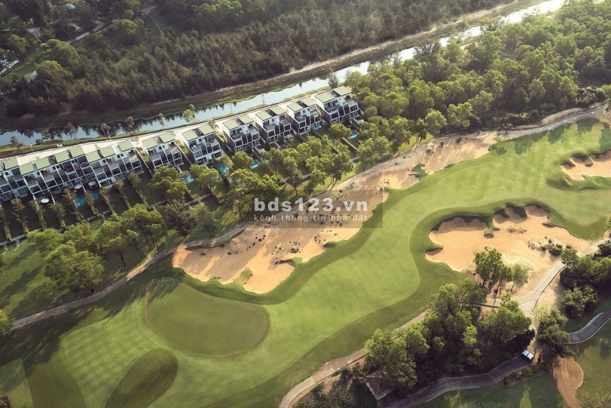 Bán biệt thự tại Banyan Tree Lăng Cô 626m2 30,3 tỷ thanh toán 3 năm