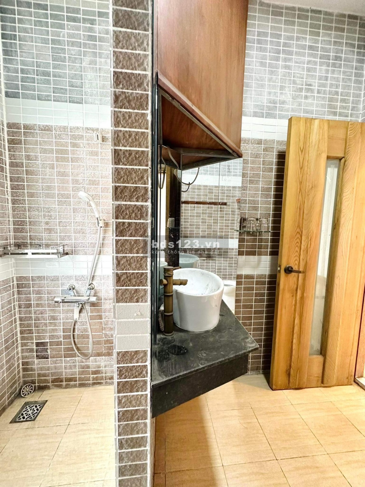 Bán tòa nhà 8 tầng, mặt tiền Đảo Kim Cương, Thạnh Mỹ Lợi, Quận 2.