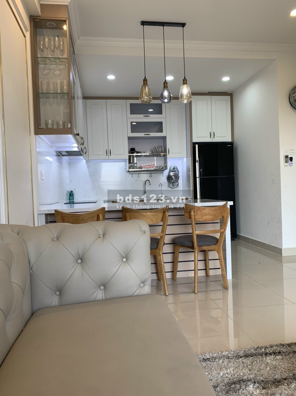 Chính chủ gửi cho thuê căn hộ 2 phòng ngủ tuyệt đẹp tại dự án The Sun Avenue