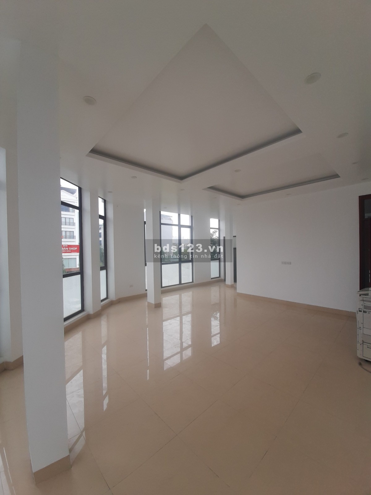 Cho thuê liền kề rộng 50m2 ở khu đất dịch vụ Vạn Phúc (lh:0389620916)