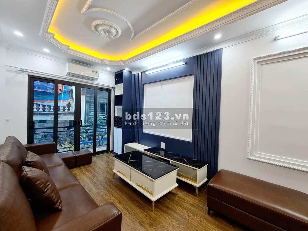 CC bán nhà Yên Xá 35M2 xây 6T - Ô TÔ tránh, kinh doanh – Ngõ thông tứ phía, tiện ích đô thị Văn quán