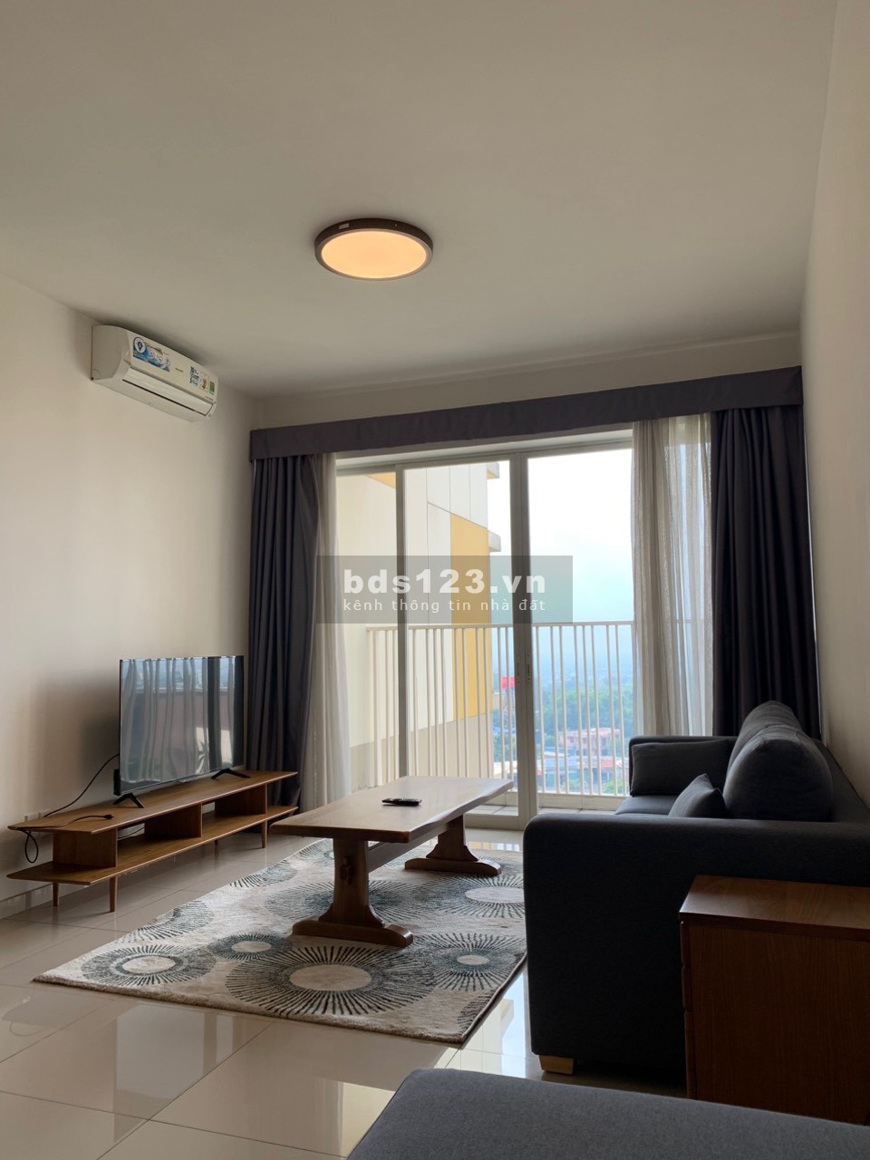 Căn hộ cho thuê Canary Heights (kế bên Aeon Mall, gần khu Vsip) Giá chỉ 10tr/tháng
