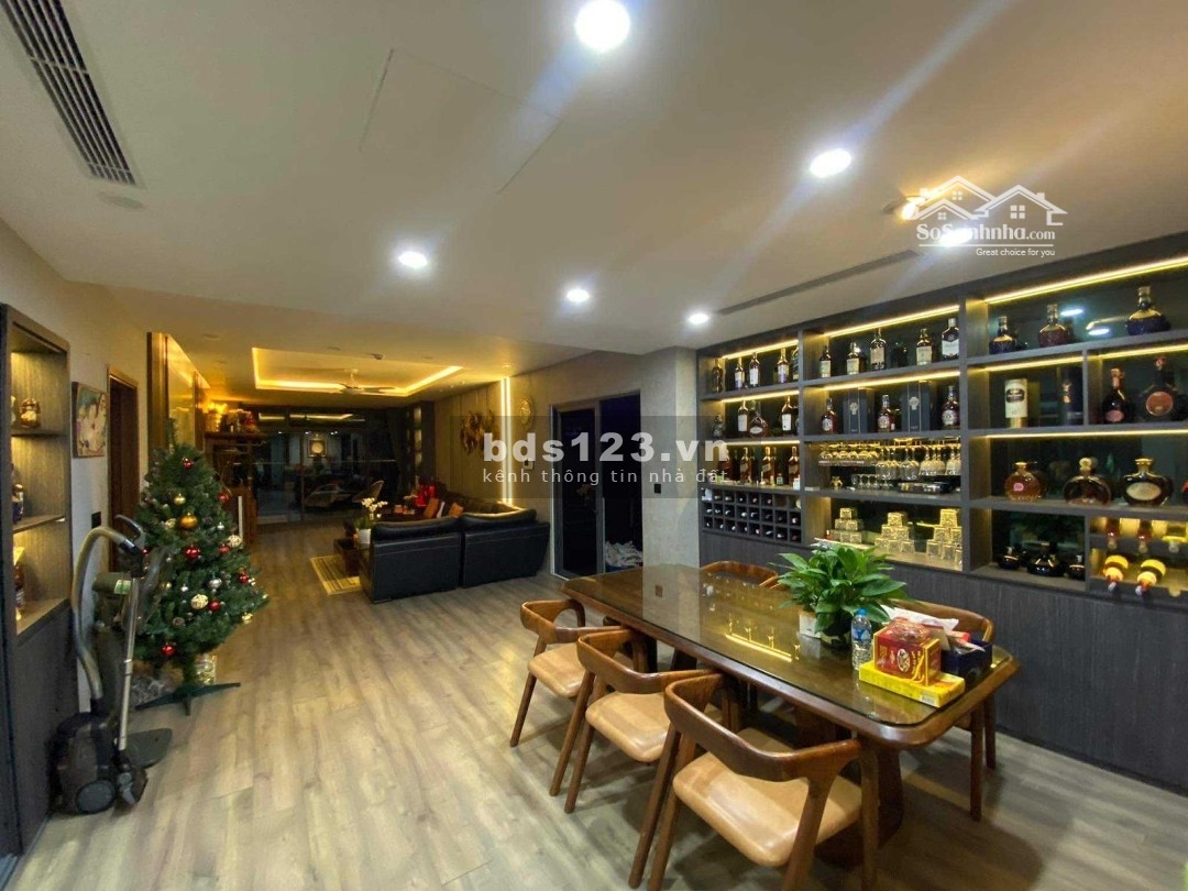 Bán chung cư Discovery Complex quỹ căn mới, giá rẻ từ 2 - 4PN, NH hỗ trợ cho vay lãi suất hấp dẫn