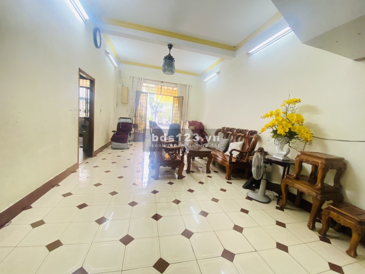 Bán nhà mặt tiền Hàn Thuyên, khu víp Bình Thọ, Tp.Thủ Đức, Nhỉnh 100 triệu/m2.