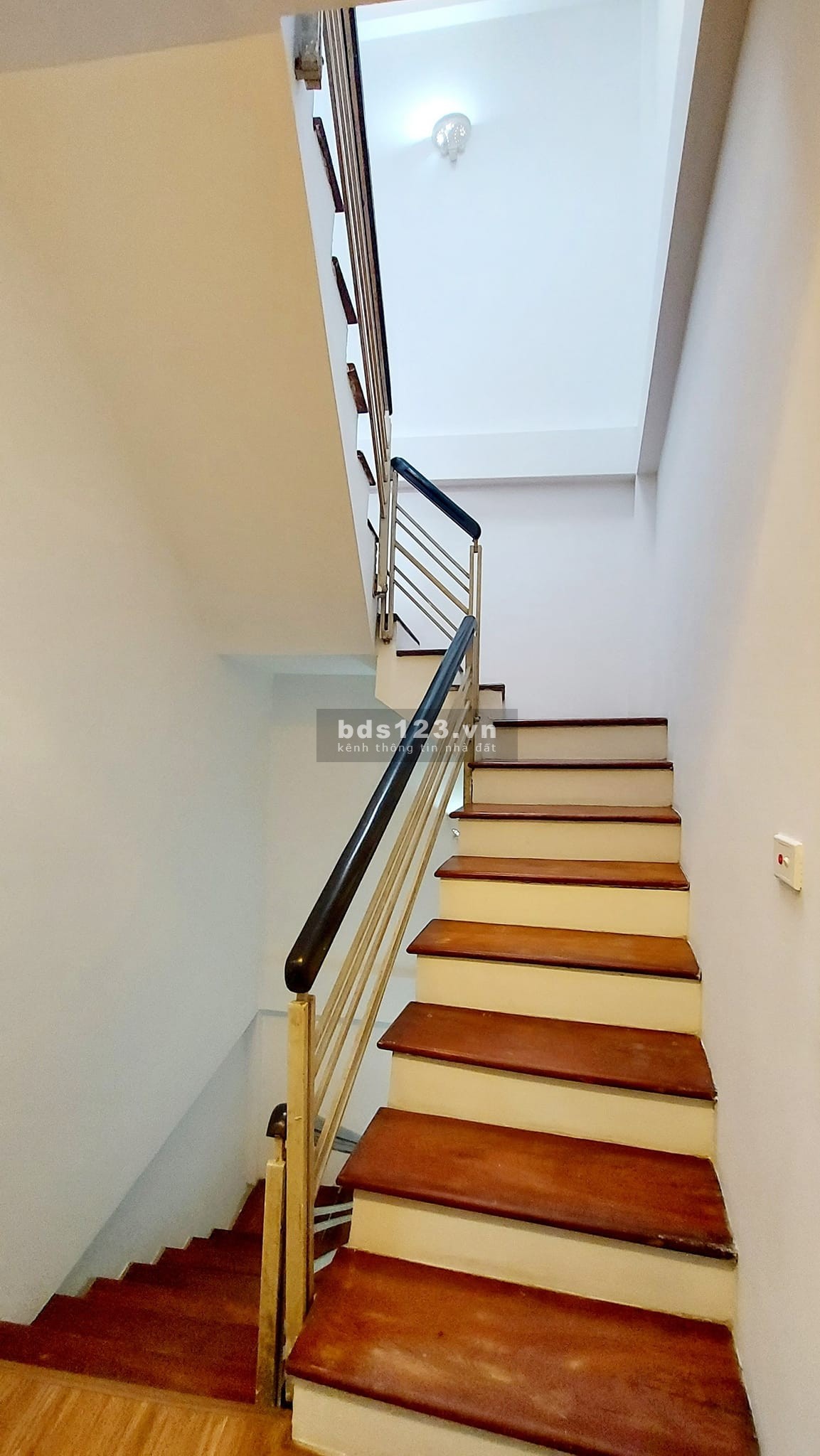 Bán nhà Trần Khát Chân, Hai Bà Trưng 3 bước ra phố 40m giá 4 tỷ