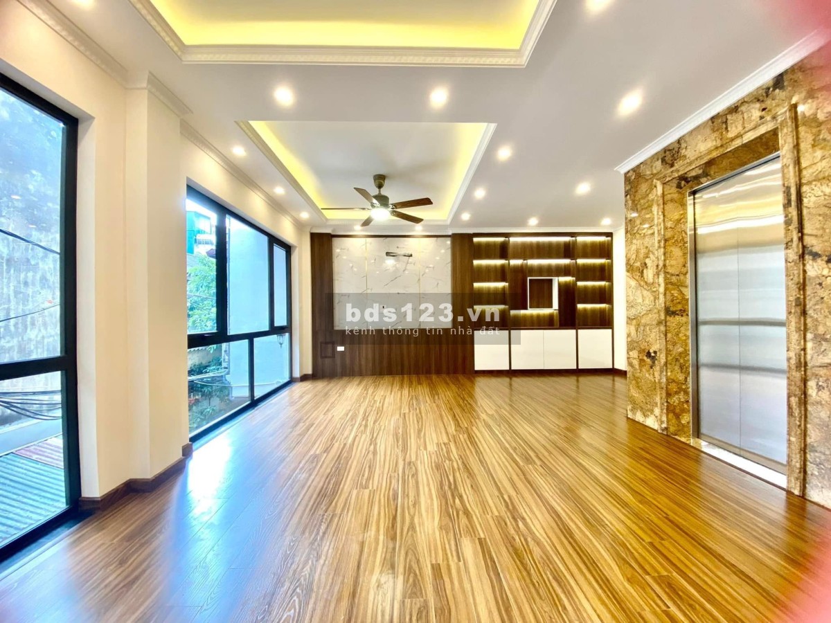 Bán nhà chỉ nhỉnh 7 tỷ - lô góc ngã tư sở – 40m2 x 6 tầng thang máy - mt 6m.
