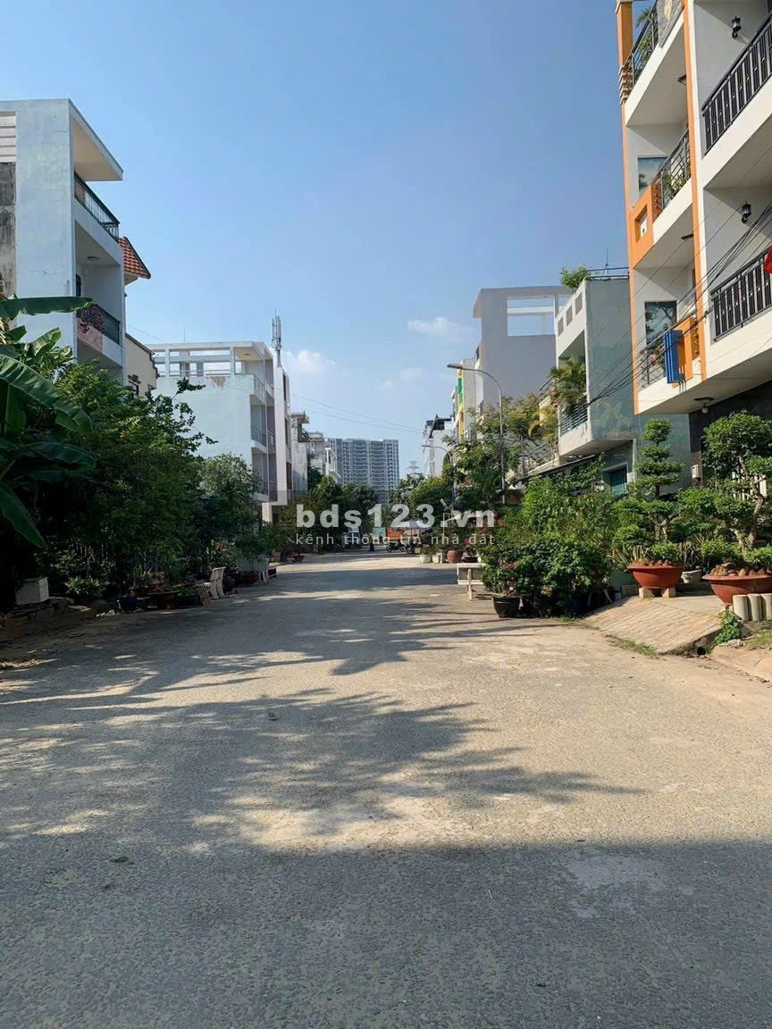 Bán gấp nhà mặt tiền quận 2, giá chỉ nhỉnh 7 tỷ