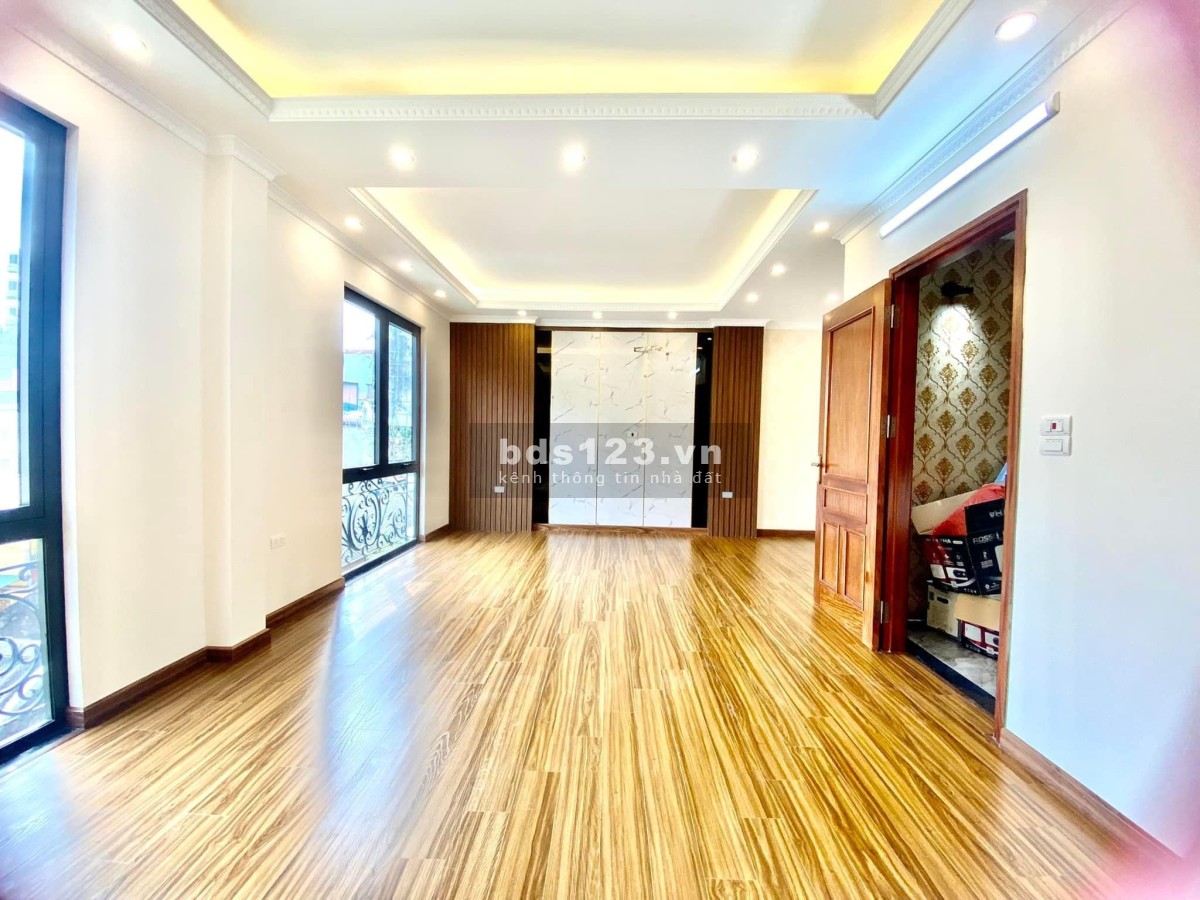 Bán nhà chỉ nhỉnh 7 tỷ - lô góc ngã tư sở – 40m2 x 6 tầng thang máy - mt 6m.
