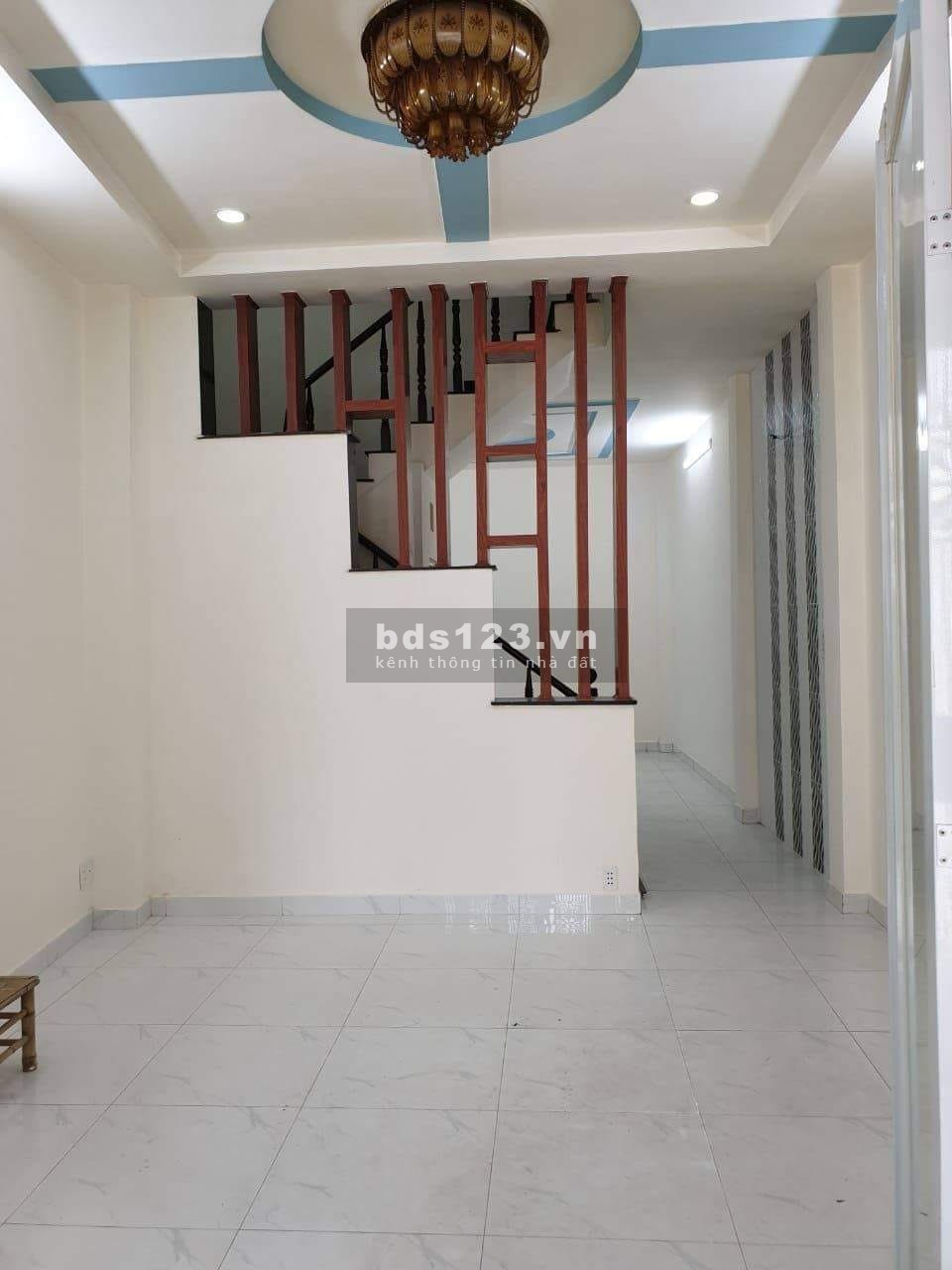 Nhà BTCT 4 tầng 50M2 - HXH quay đầu nở hậu nhẹ - Chính chủ chưa qua đầu tư sát Q5, Q1, Q7 nhỉnh 5 tỷ