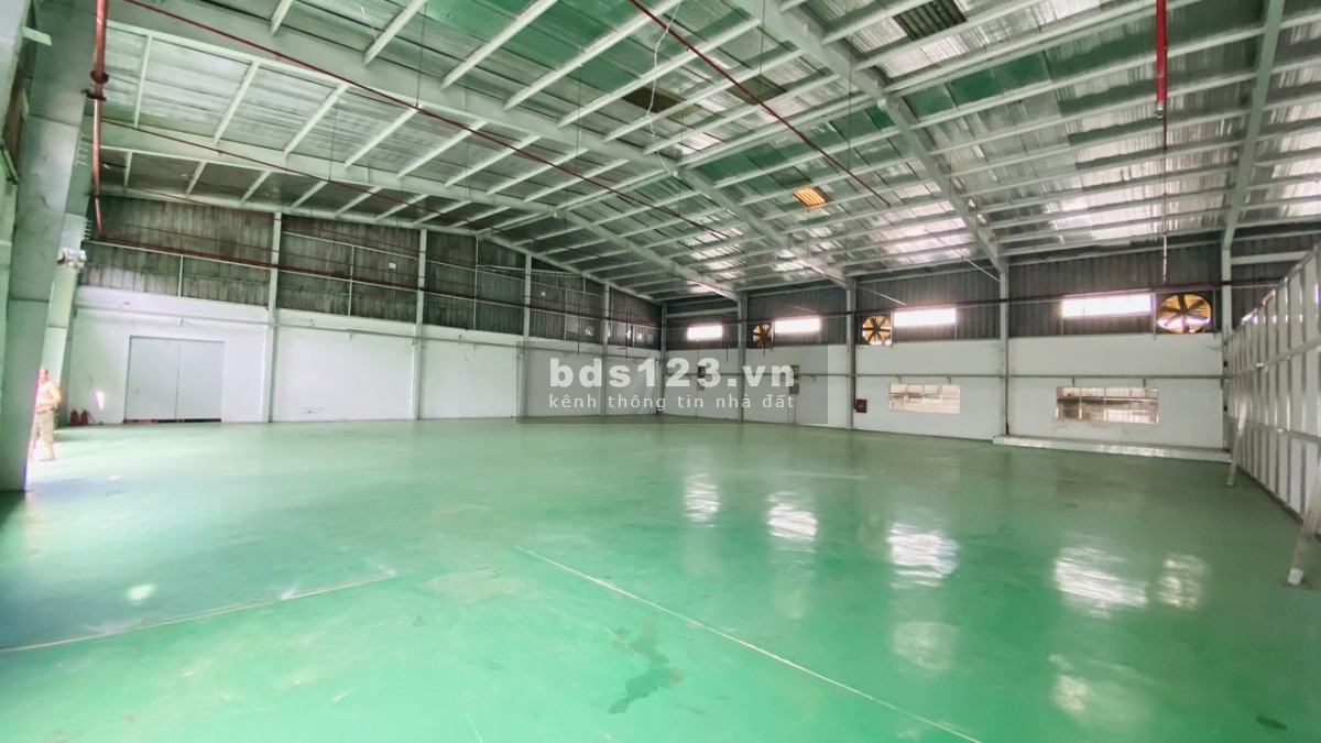Cho thuê kho 600m2 trong KCN Tân Tạo, đường số 2, quận Bình Tân.