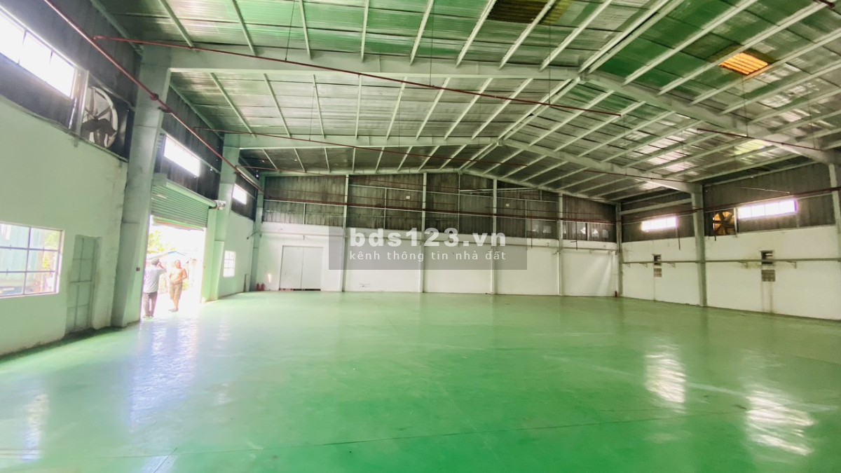Cho thuê kho 600m2 trong KCN Tân Tạo, đường số 2, quận Bình Tân.