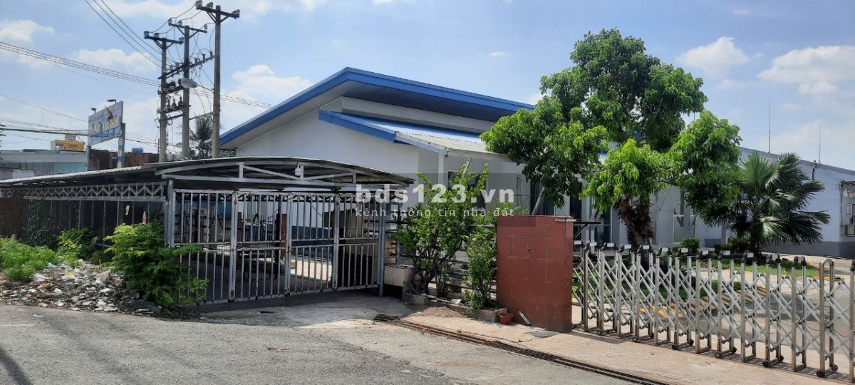 Cho thuê kho xưởng 4800m2 mặt tiền đường Võ Văn Vân, Bình Chánh.