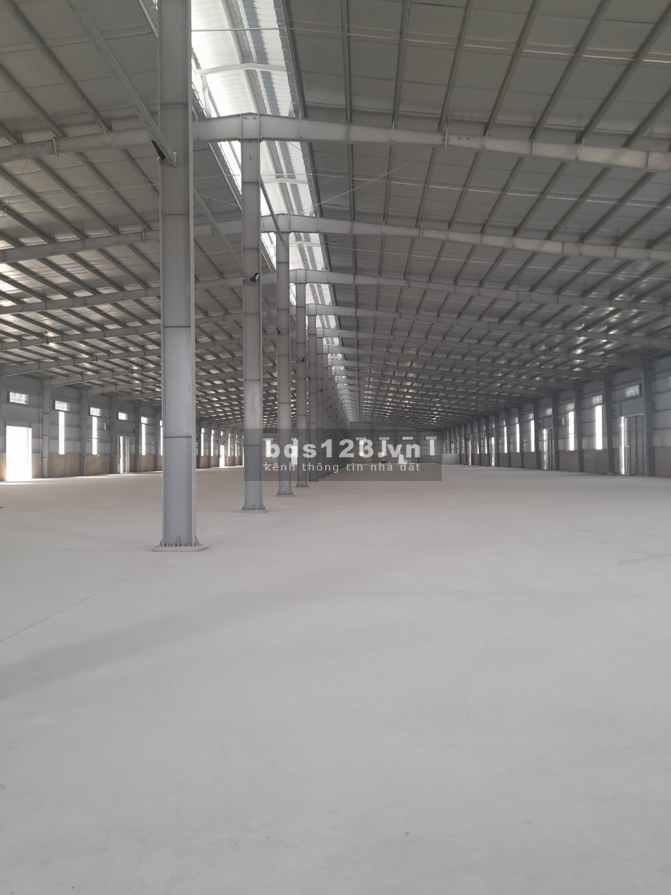 Cho thuê kho 7500m2 tại Chỉ Đạo, Văn Lâm, Hưng Yên.