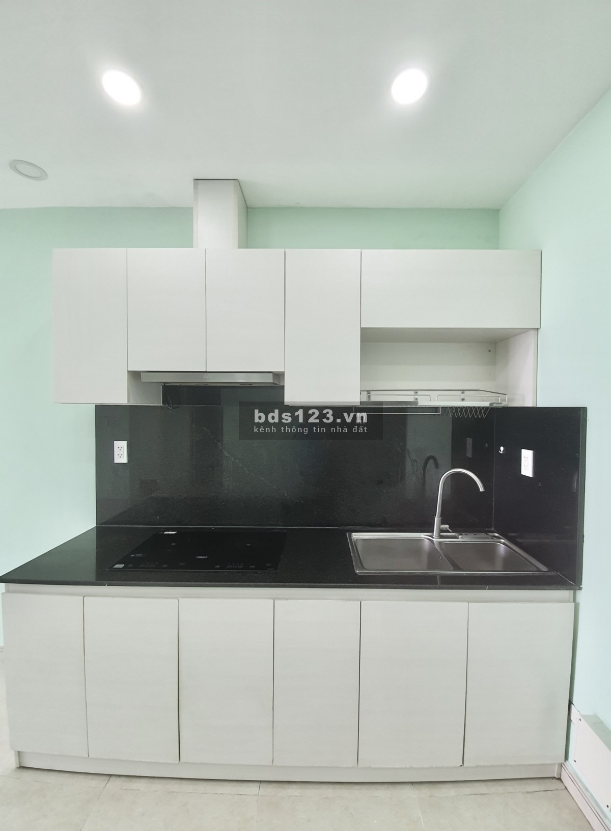Cho thuê 2PN NTCB Cc Wilton chủ đầu tư Novaland quận Bình Thạnh
