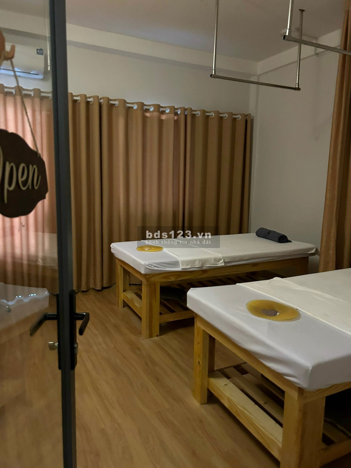Bán nhà MT nhánh Phan Đăng Lưu, phường 7, Phú Nhuận ( 4x19.5m 78m2 đất 4 Tầng ) Vị trí đẹp 14.8 Tỷ