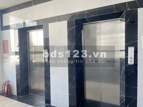 Bán tòa nhà CHDV thu nhập 1.2 tỷ/tháng mặt tiền Nguyễn Thị Thập, Q7