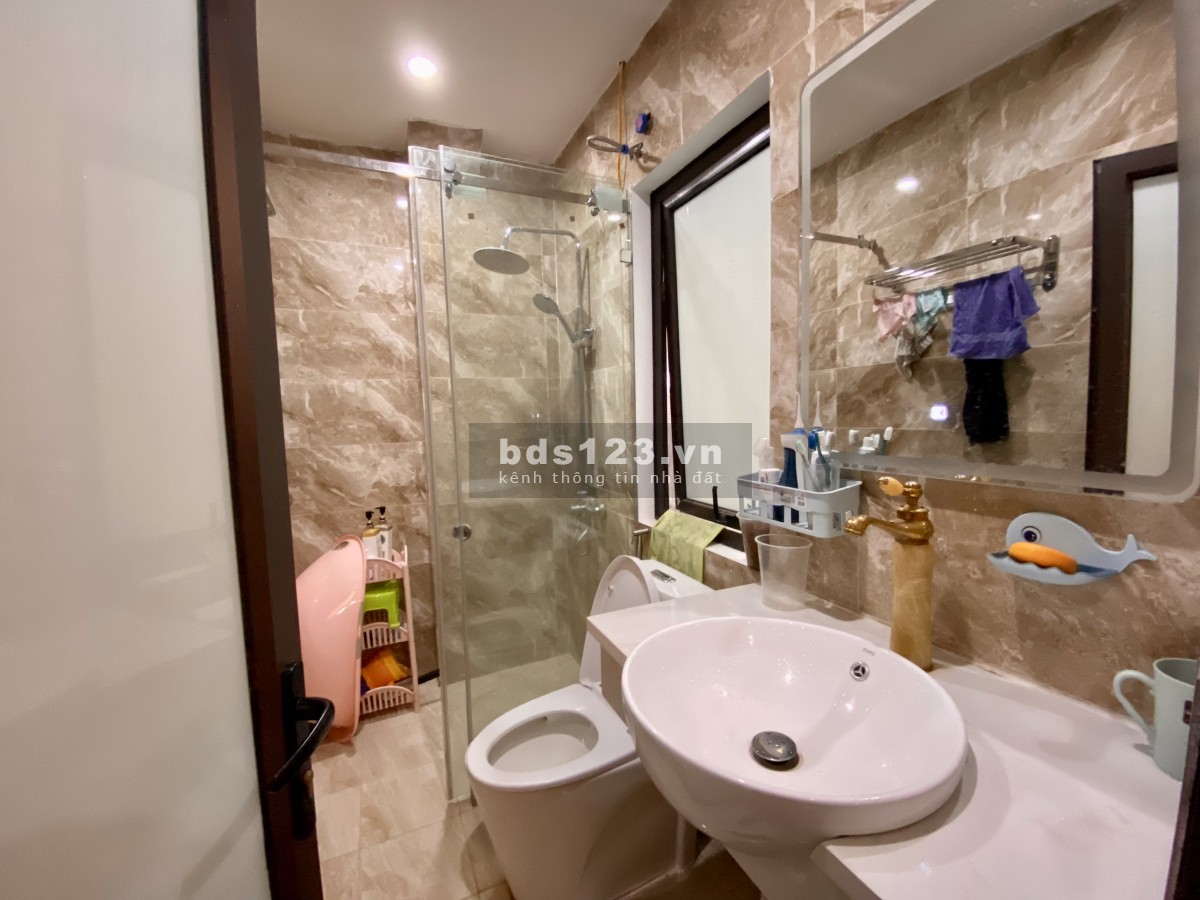 Cực vip. Phố Trần Duy Hưng, Trung Hoà, Cầu Giấy. Gần ôtô mặt ngõ thông kinh doanh. 40m2 x 5T, 5 tỷ