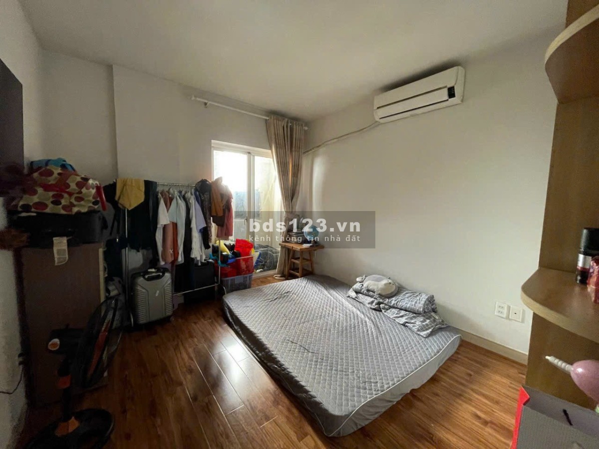 Cần bán Gấp căn hộ 1PN chung cư Bàu Cát 2 (thang máy), phường 10, quận Tân Bình.