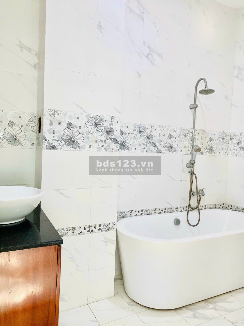 Bán nhà dòng tiền 25 triệu/ tháng mặt tiền đường Lê Văn Lương 6X16, Nhỉnh 21 tỷ TL