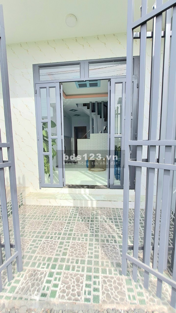 Bán nhà ngay trung tâm Mỹ Hạnh Nam, cách Hóc Môn Tphcm 10p đi xe
