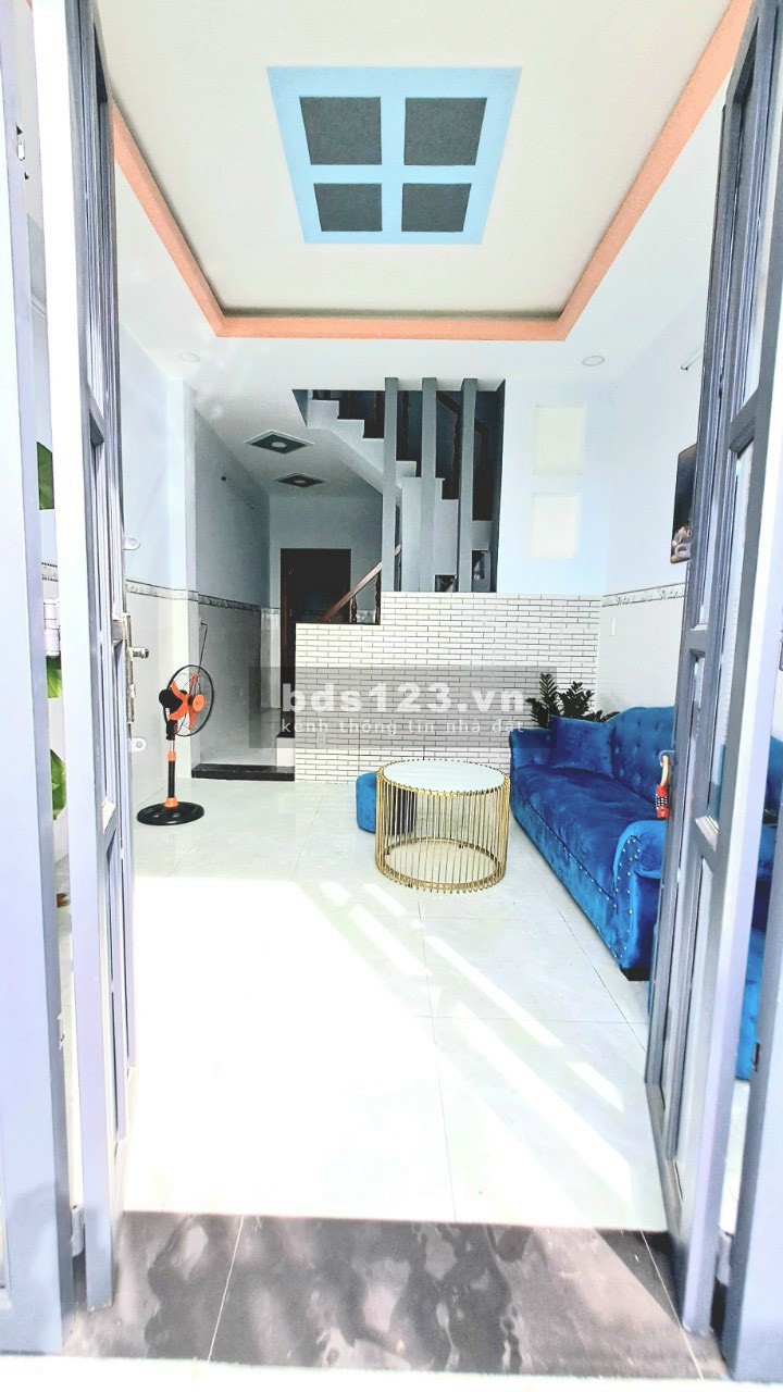 Bán nhà ngay trung tâm Mỹ Hạnh Nam, cách Hóc Môn Tphcm 10p đi xe