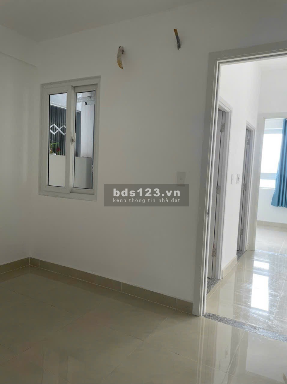 Chính chủ cho thuê căn hộ chung cư 2 phòng ngủ, 2 nhà vệ sinh - TOPAZ HOME 2