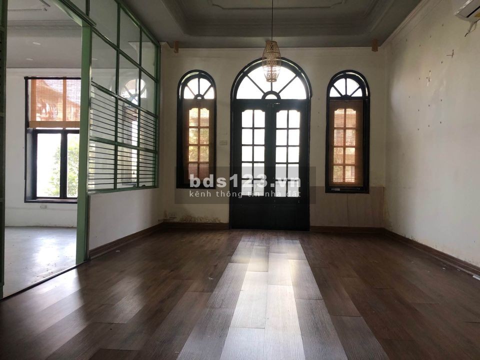 Chính chủ cho thuê VP tại Linh Lang, Ba Đình.