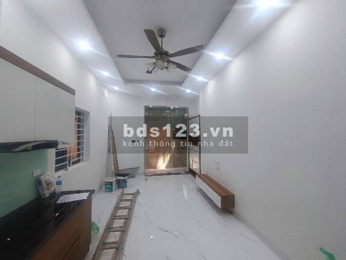Chủ cần bán gấp nhà Nguyễn Trãi - Lô góc thoáng - Ngõ ba gác - 30m2 - 4 tầng