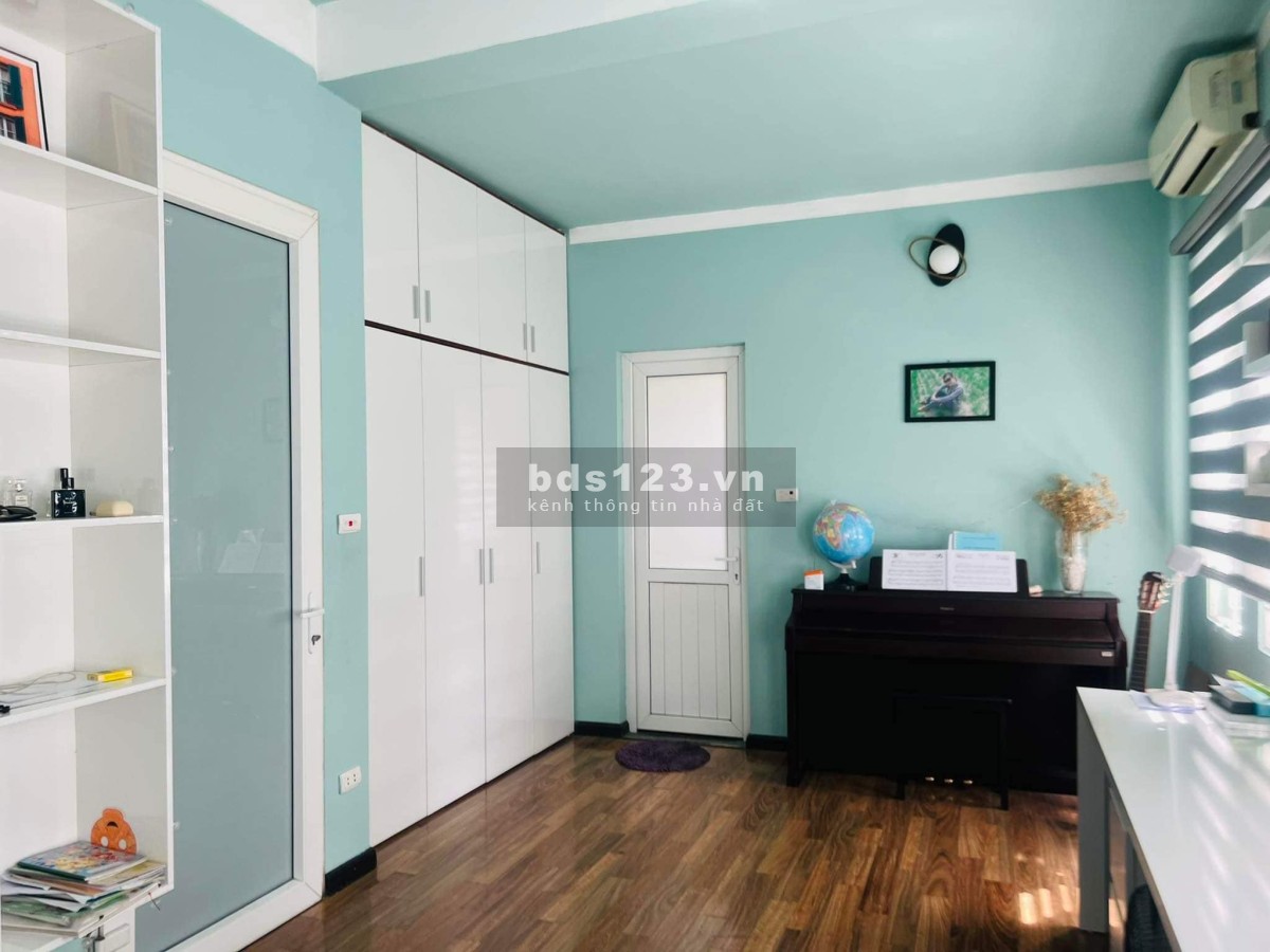 Bán nhà Trường Chinh, ngay phố Vọng, 35m2, 6 tầng,nhỉnh 3 tỷ
