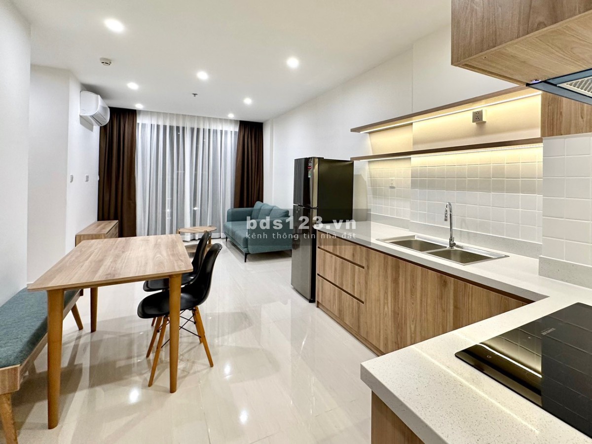 Cho thuê căn hộ 3 phòng ngủ full nội thất xịn giá chỉ 15 triệu