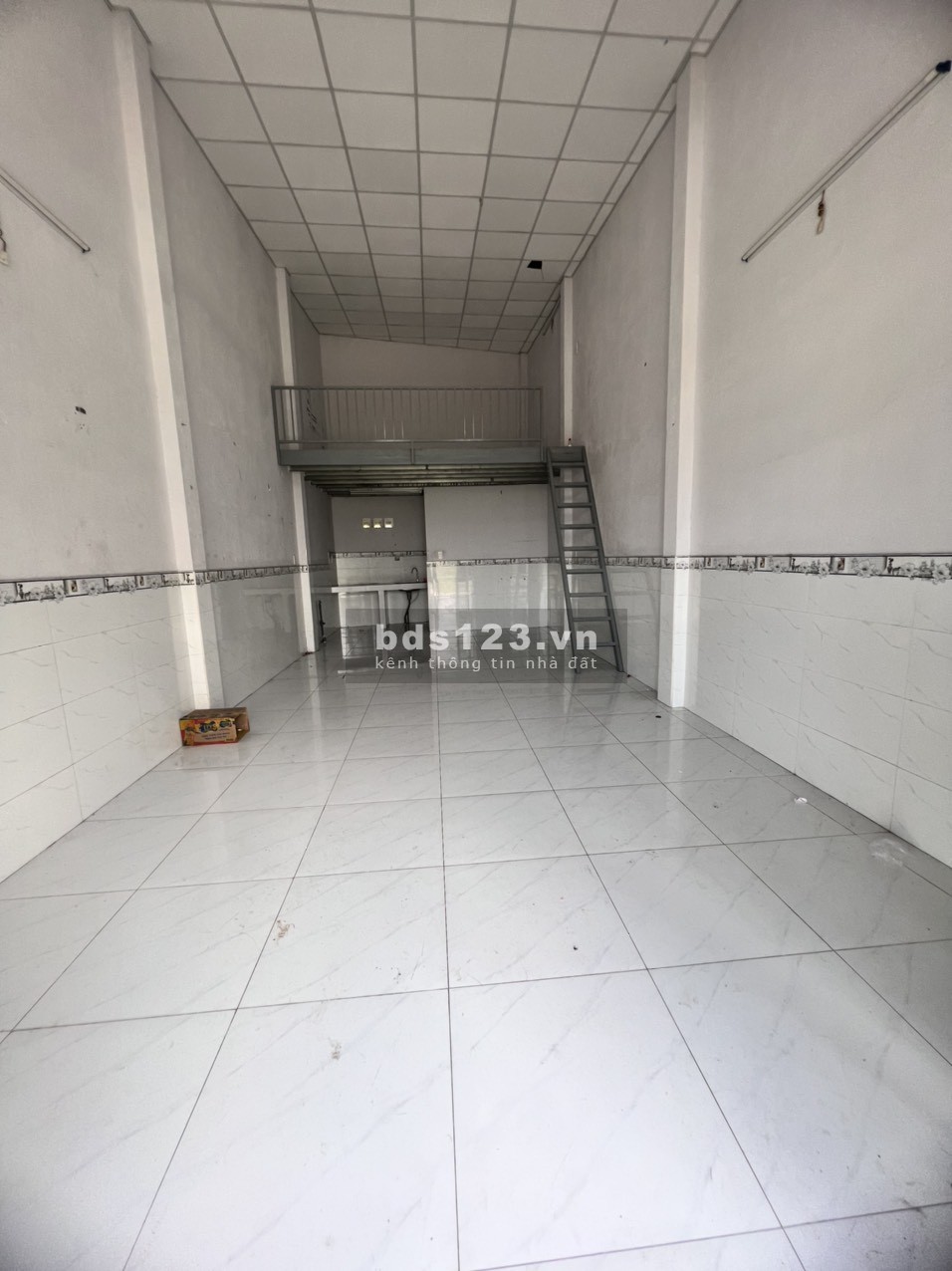 Cho thuê nhà mặt tiền Xuân Thới Thượng