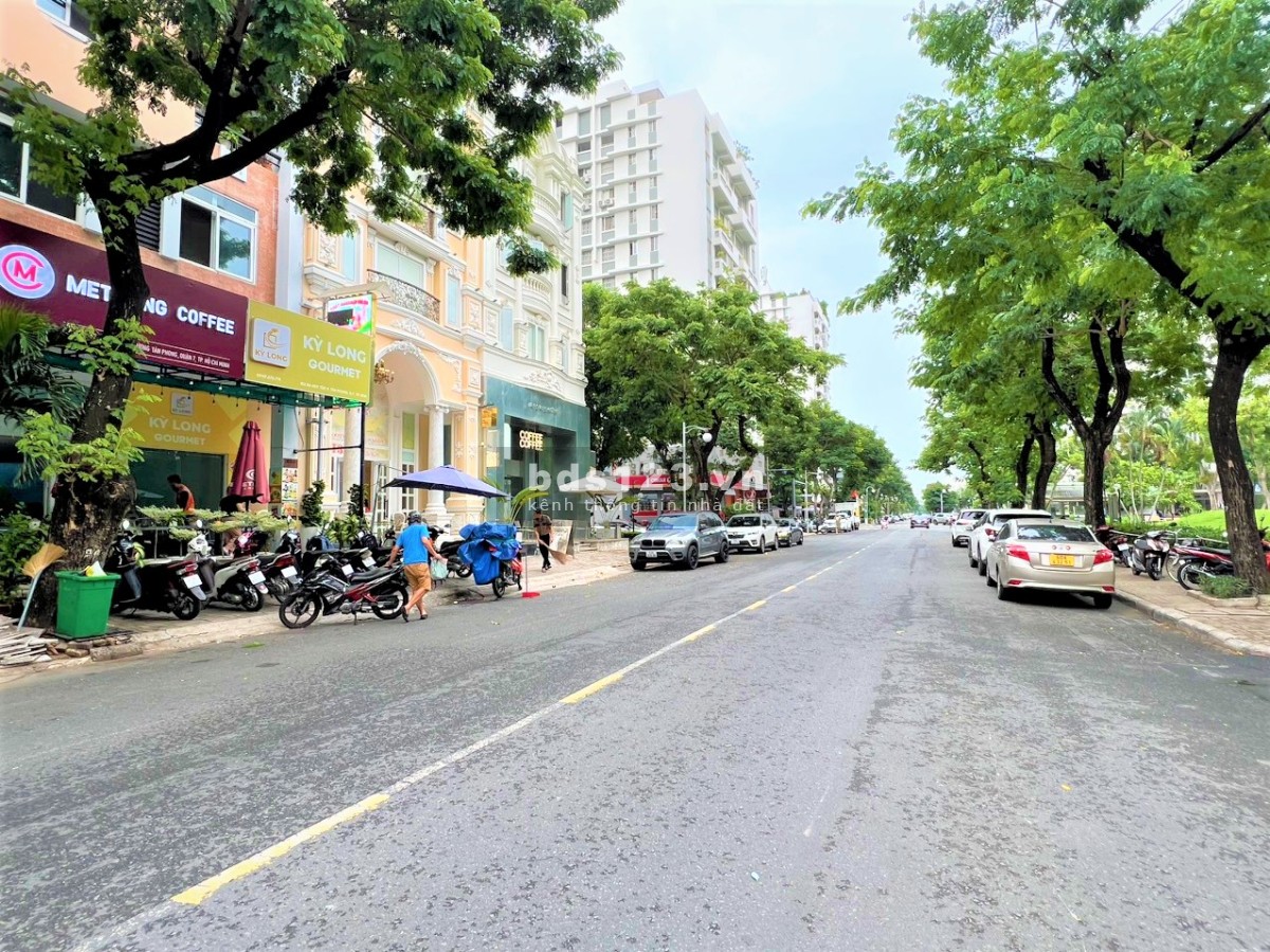 Cho thuê mặt bằng trệt lửng giá rẻ đi riêng trong nhà nguyên căn Nam thiên đường Hà Huy Tập, Quận 7