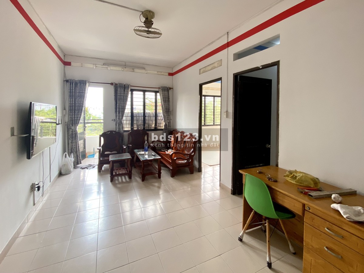 Gia đình chuyển xuống nhà phố nên cần bán GẤP CH 2PN Sơn Kỳ thang bộ tại Phường Sơn Kỳ Quận Tân Phú.