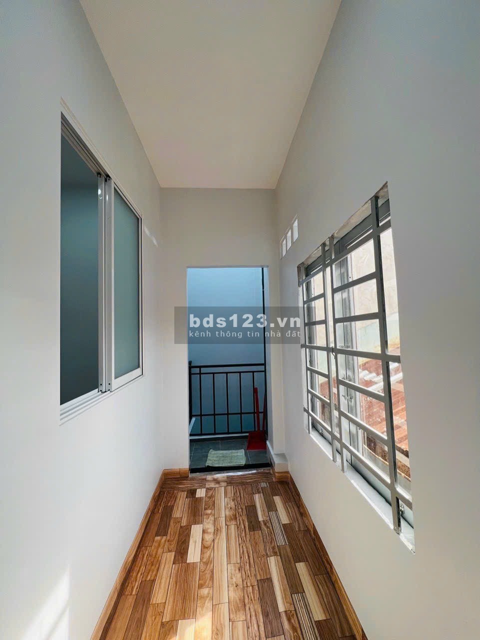 Bán gấp nhà 1 trệt 1 lửng hẻm thông đường số 10, Linh Trung, Thủ Đức. 4 tỷ/57.5m2