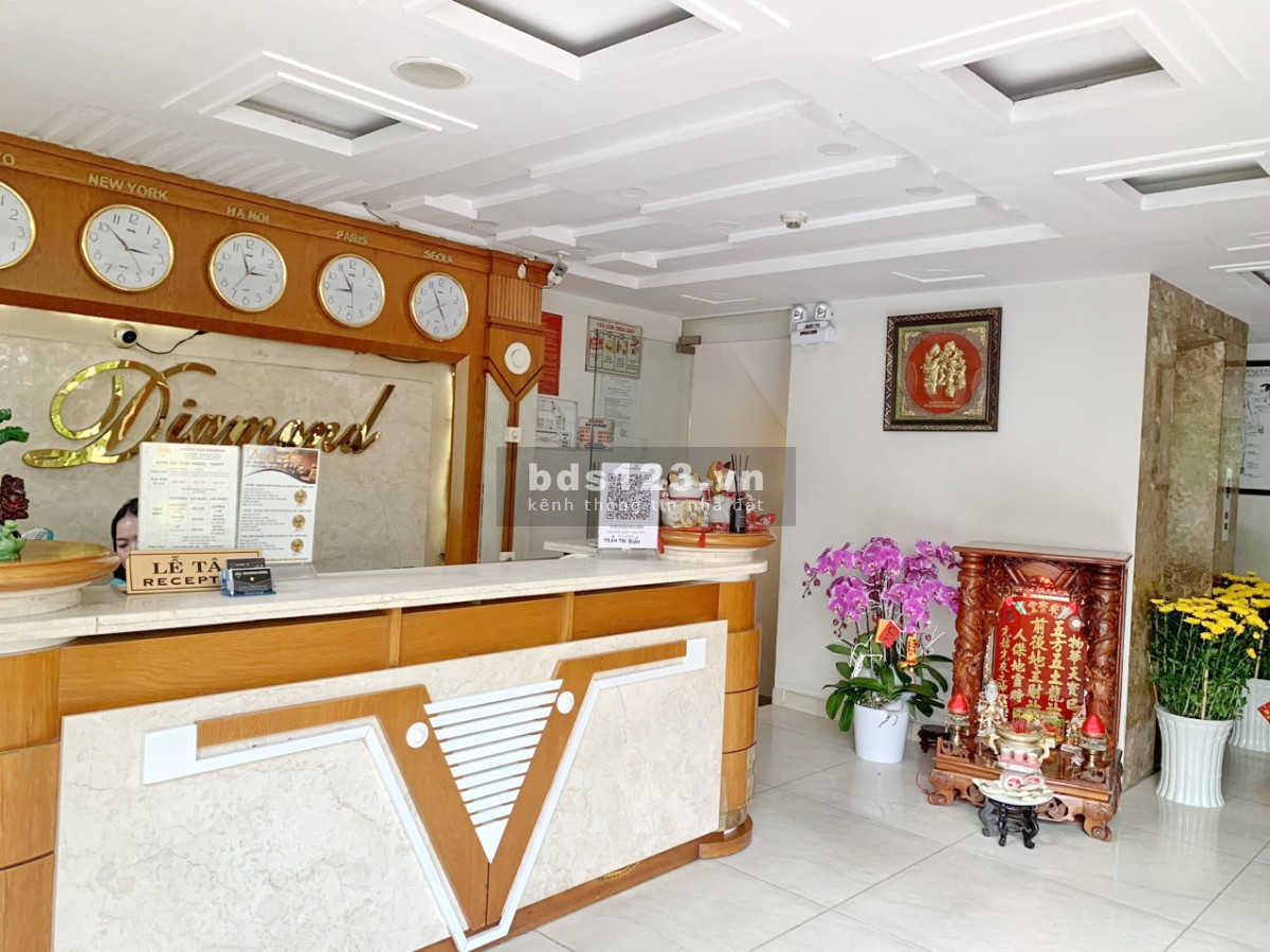 Bán nhanh khách sạn Diamond góc 2 mặt tiền Đường Số Tân Quy, Q7