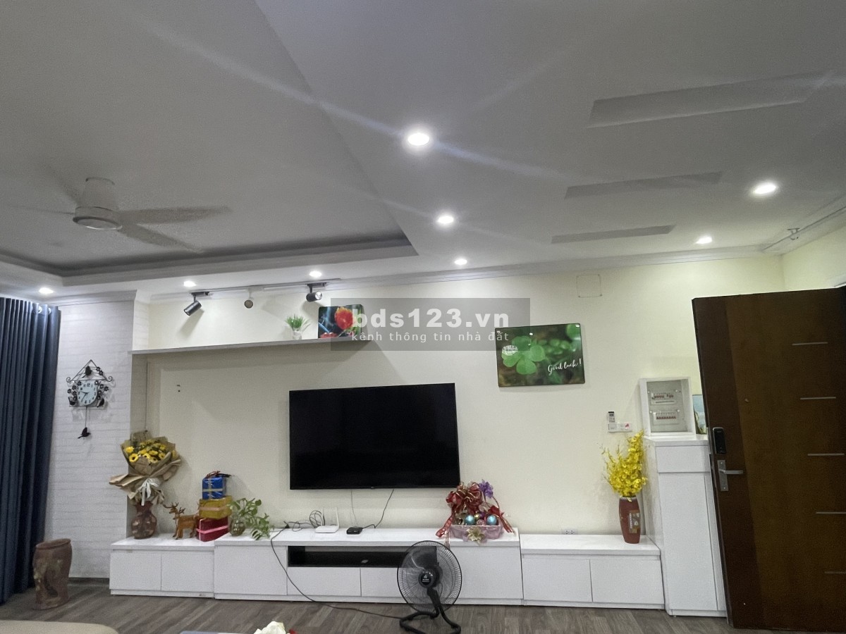 Cho thuê căn hộ cao cấp Tân Hoàng Minh D*Eldorado [Tòa E2] Lạc Long Quân. Diện tích 70m giá 17 triệu