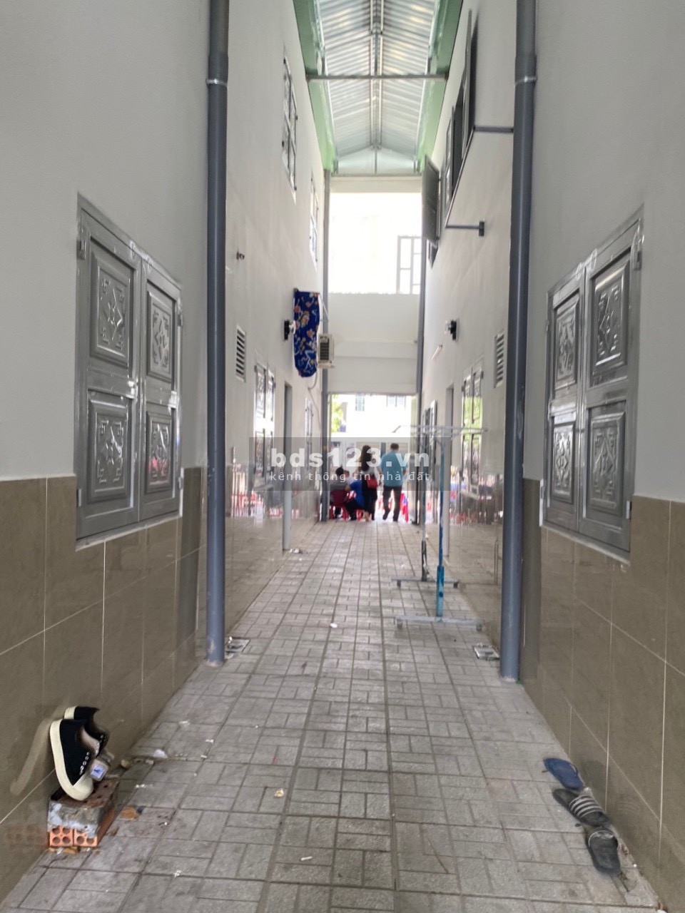 Bán nhà mặt tiền kinh doanh 1 trệt 1 lầu và dãy phòng trọ cho thuê