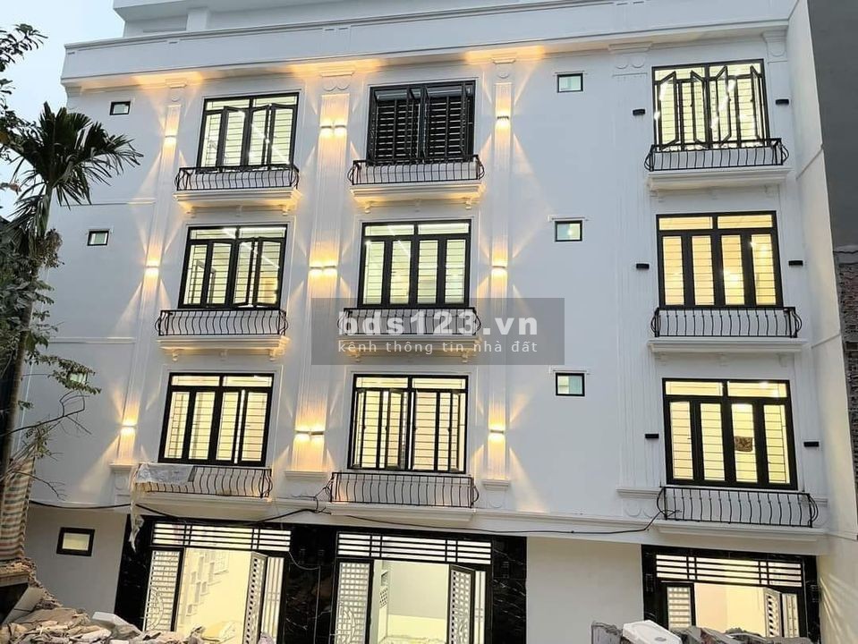 bán nhà Nguyễn Khoái, Hoàng Mai, Hà Nội 30m2x5 tầng, ô tô đỗ cửa – 3 tỷ