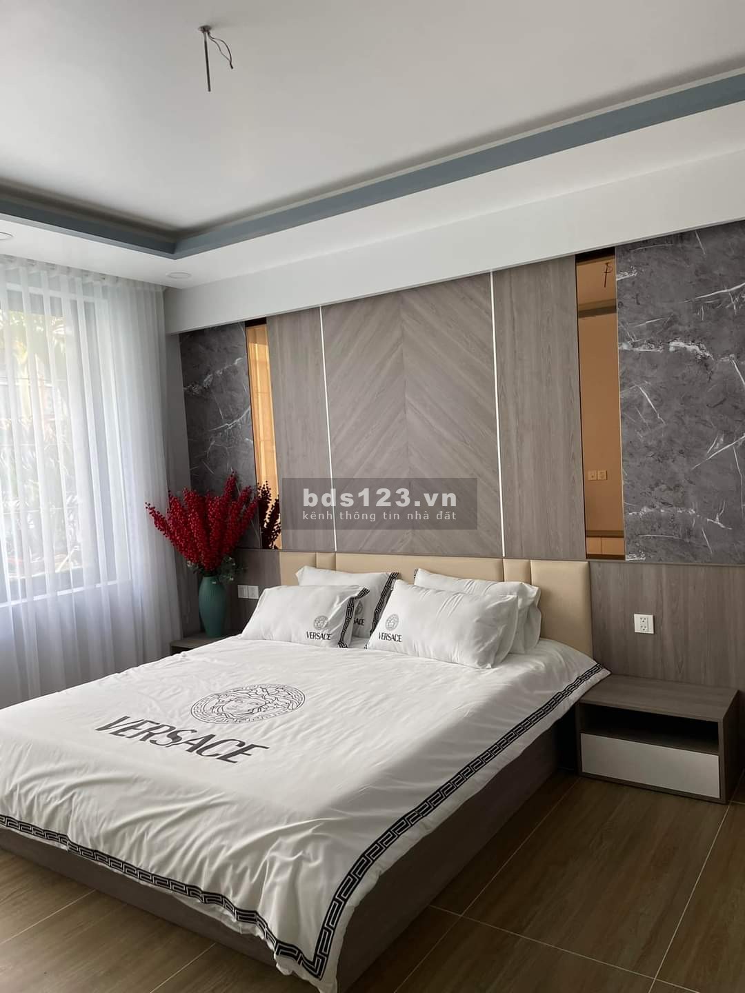 Bán gấp Biệt Thự Đ.Nguyễn Văn Linh, P. Bình Thuận, Q7, 238m2 = 8m x 29m, 5 lầu, 18,5 tỷ!