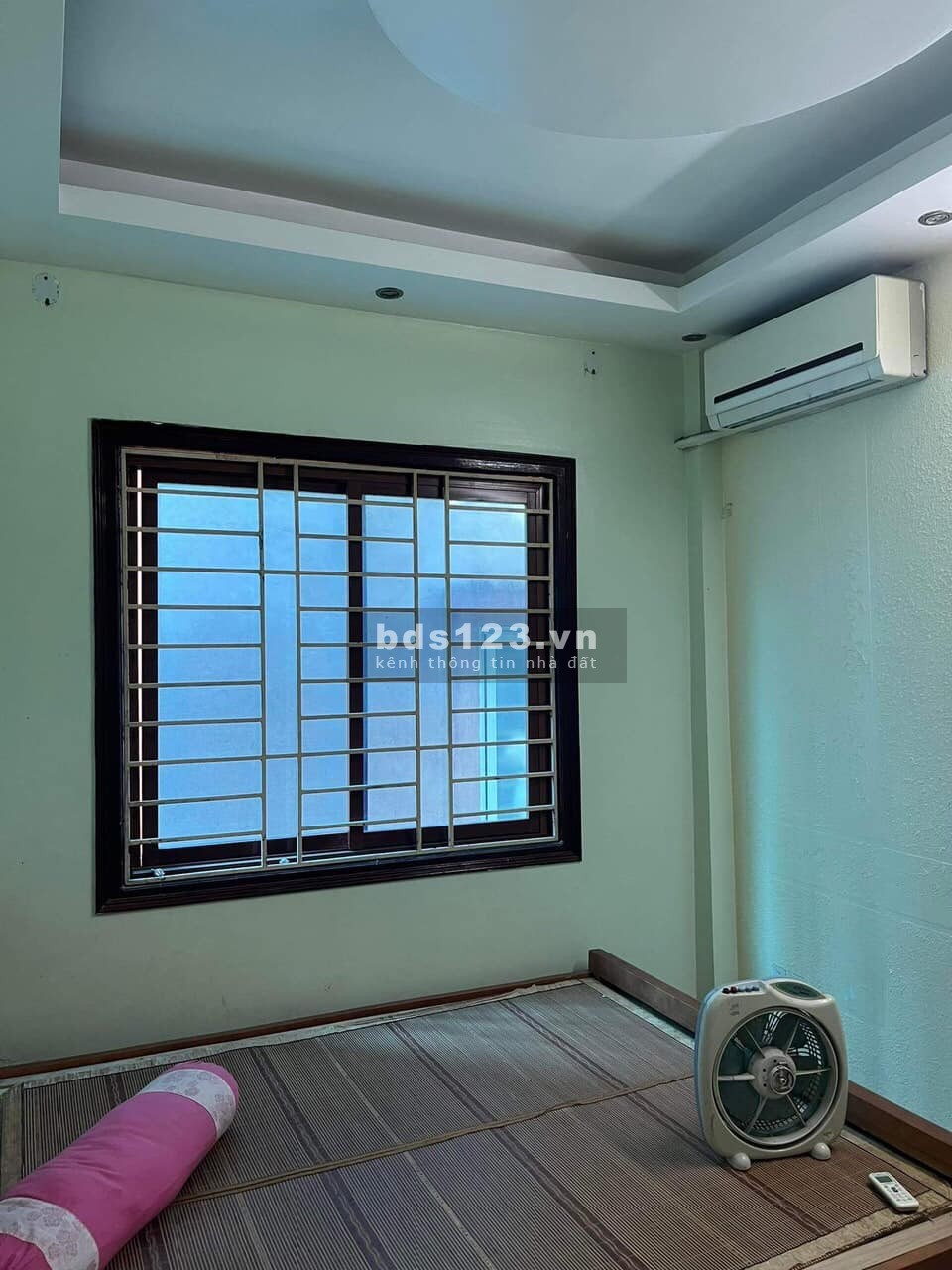 Bán nhà hot Văn Hương, Đống Đa, 25m2, 2 tầng, chỉ nhỉnh 1 tỷ