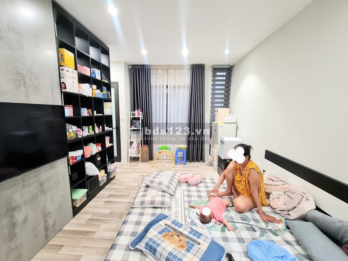 Định Công trung tâm quận - Gần phố, gần ô tô, ngõ thông - 34M2 5 tầng mặt tiền 5.2M giá 3.1 tỷ