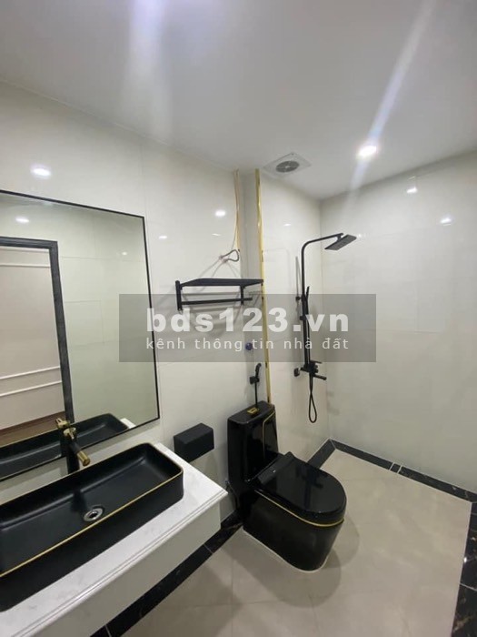 Bán nhà Nguyễn Trãi – Cạnh Royal – Ngõ nông thông 2 đầu – Thang máy – 6,888 tỷ